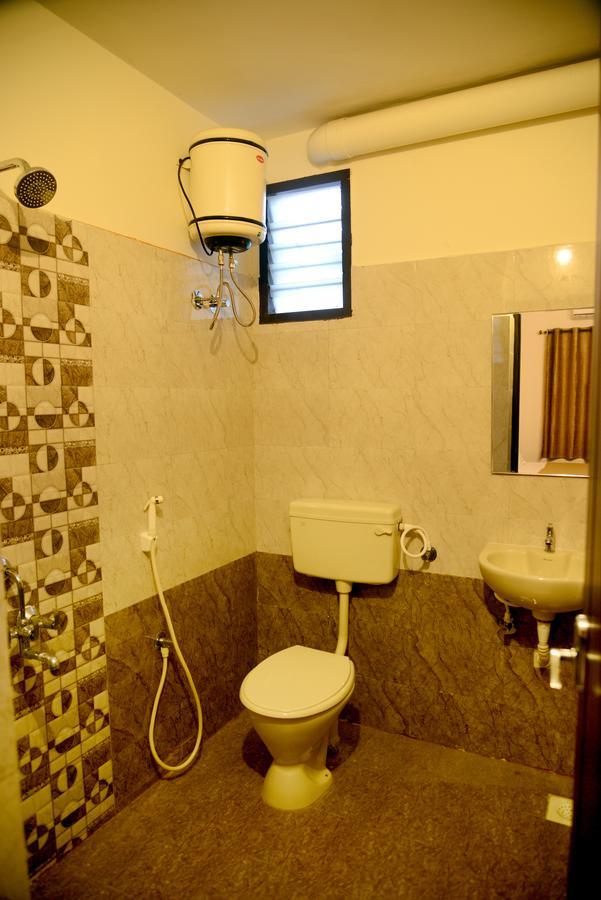 Arjun Inn Chennai Bagian luar foto