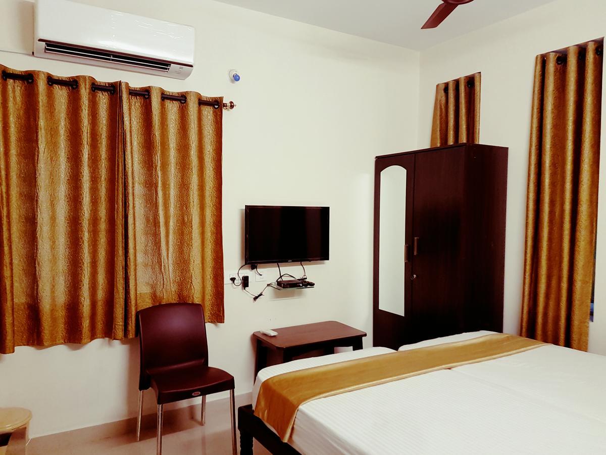 Arjun Inn Chennai Bagian luar foto